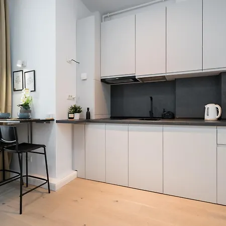 Via Romana בוקרשט